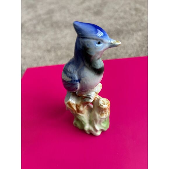 Vintage Porcelain 5" H Blue Jay Bird Figurine Japan Collectible Wildlife - Picture 3 of 4